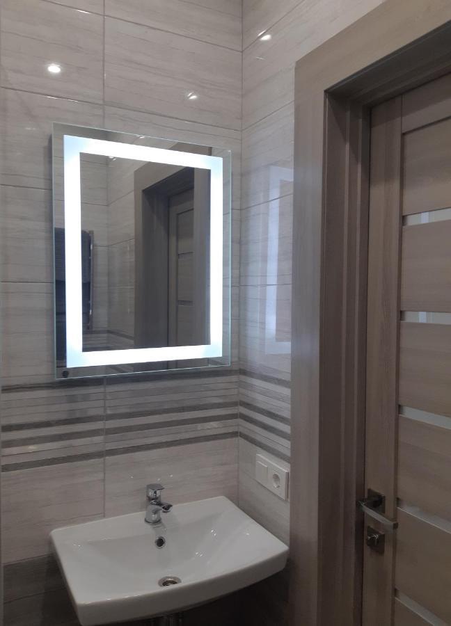 Appartement Apartmens On St. Fesenkovskaya 15 à Kharkiv Extérieur photo